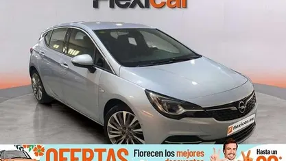 Usado Opel Astra Elegance 122 CV (89 kW) 2020 Berlina