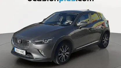 Usado Mazda CX-3 Luxury 120 CV (88 kW) 2018 Gris SUV