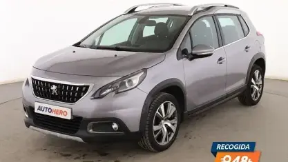 Usado Peugeot 2008 Allure 110 CV (80 kW) 2019 Gris SUV