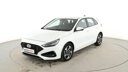 Usado Hyundai i30 120 CV (88 kW) 2025 Berlina