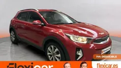 Rojo Usado 2023 Kia Stonic SUV | 14.990 € (Precio justo)