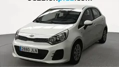 Blanco Usado 2016 Kia Rio Utilitario | 9590 € (Precio justo)