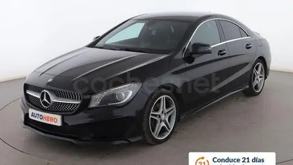 Usado Mercedes CLA200 AMG line 136 CV (100 kW) 2014 Berlina