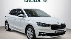 Blanco Usado 2024 Skoda Fabia Selection Berlina | 17.990 € (Precio justo)