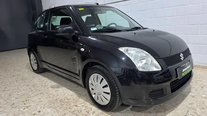 Negro Usado 2005 Suzuki Swift GL Utilitario | 2200 € (Buen precio)