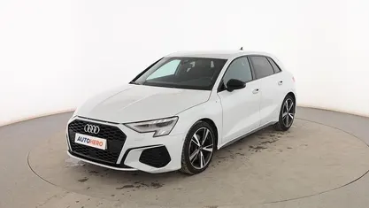 Usado Audi A3 Sportback 150 CV (110 kW) 2021 Blanco Utilitario