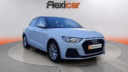 Usado Audi A1 Premium 95 CV (69 kW) 2023 Blanco Berlina