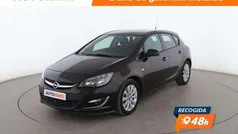 Usado 2013 Opel Astra Selective Berlina | 7899 € (Precio justo)