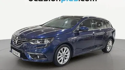 Usado Renault Mégane Zen 130 CV (95 kW) 2017 Azul Familiar