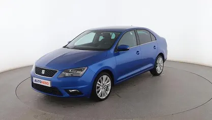 Usado Seat Toledo XCELLENCE 110 CV (80 kW) 2018 Azul Berlina