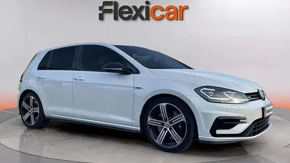 Usado VW Golf VII R 310 CV (228 kW) 2019 Berlina