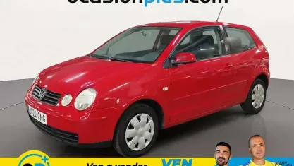 Usado VW Polo Conceptline 65 CV (47 kW) 2003 Rojo Utilitario