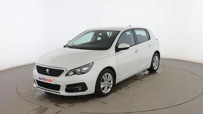 Usado Peugeot 308 Active 110 CV (80 kW) 2017 Blanco Utilitario