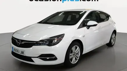 Usado Opel Astra GS Line 110 CV (80 kW) 2021 Blanco Utilitario