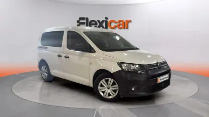 Usado VW Caddy California 102 CV (75 kW) 2021 Blanco Monovolumen
