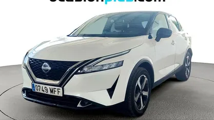 Używany Nissan Qashqai N-Connecta 140 KM (102 kW) 2023 Biały SUV