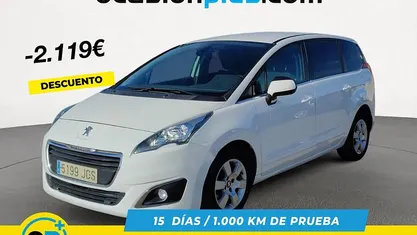 Blanco Usado 2015 Peugeot 5008 Active Monovolumen | 8231 € (Precio justo)