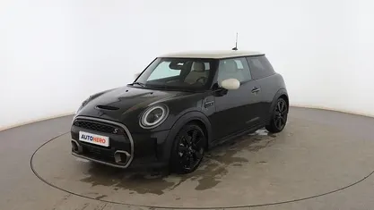Usado Mini Cooper S 178 CV (130 kW) 2023 Verde Utilitario