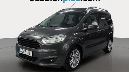 Gris Usado 2015 Ford Tourneo Courier Titanium Monovolumen | 10.417 € (Precio justo)
