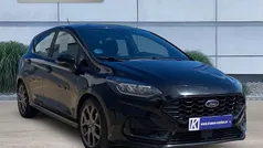 Negro Usado 2023 Ford Fiesta ST-Line Utilitario | 15.290 € (Precio justo)