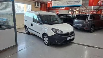 Używany Fiat Doblò 105 KM (77 kW) 2021 Biały Minivan