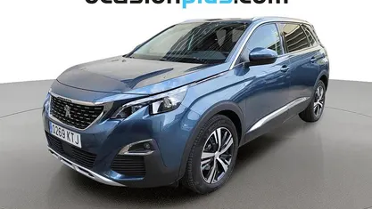Usado Peugeot 5008 Allure 131 CV (96 kW) 2019 Verde SUV