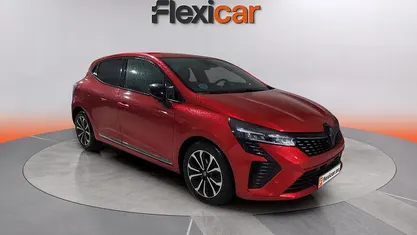 Usado Renault Clio V Techno 91 CV (66 kW) 2024 Utilitario