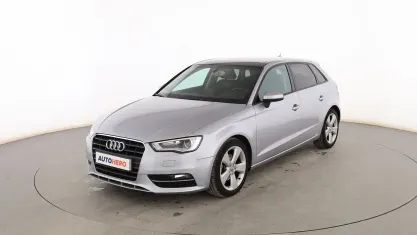 Usado Audi A3 Sportback Ambition 150 CV (110 kW) 2015 Gris Utilitario