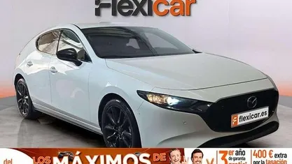 Używany Mazda 3 Homura-Line 122 KM (89 kW) 2022 Biały Sedan/Limuzyna