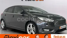 Usado 2016 Ford Focus Titanium Berlina | 9990 € (Precio justo)