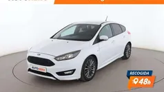 Usado 2017 Ford Focus ST-Line Berlina | 10.699 € (Precio justo)