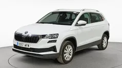 Blanco Usado 2023 Skoda Karoq Ambition SUV | 20.046 € (Super precio)
