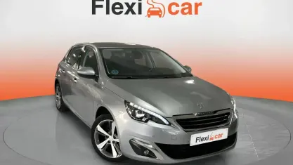 Usado Peugeot 308 Allure 131 CV (96 kW) 2016 Gris Utilitario