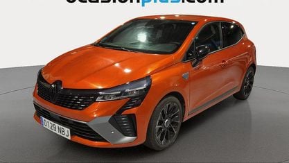 Käytetty Renault Clio V Esprit Alpine 143 HP (105 kW) 2025 Oranssi Viistoperä