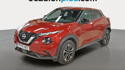 Rojo Usado 2025 Nissan Juke N-Connecta SUV | 20.682 € (Precio justo)