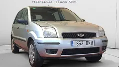 Usado 2005 Ford Fusion Berlina | 4990 € (Precio justo)