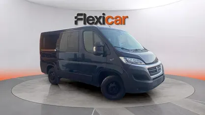 Usado Fiat Ducato 150 CV (110 kW) 2018 Negro Van