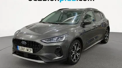 Usado Ford Focus Active 155 CV (114 kW) 2022 Gris Utilitario