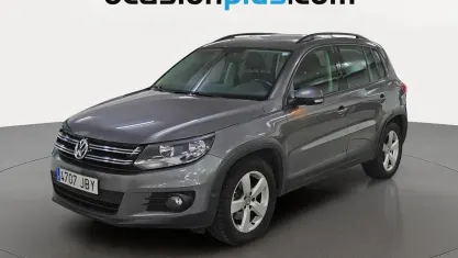 Usado VW Tiguan 110 CV (80 kW) 2015 Gris SUV
