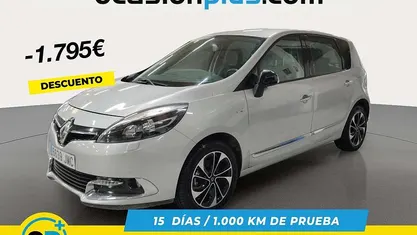 Usado Renault Scénic III Bose Edition 132 CV (97 kW) 2016 Monovolumen