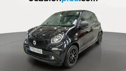 Usado Smart ForFour Passion 90 CV (66 kW) 2017 Negro Utilitario