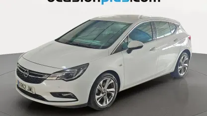 Usado Opel Astra Dynamic 110 CV (80 kW) 2016 Blanco Utilitario