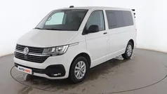Usado 2022 VW Multivan Trendline Van | 43.399 € (Precio justo)