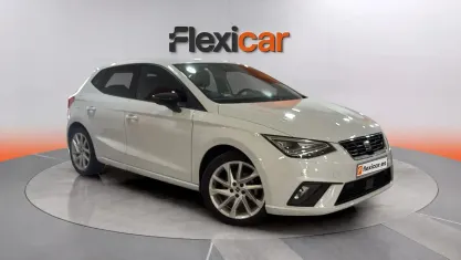 Usado Seat Ibiza FR 110 CV (80 kW) 2021 Blanco Utilitario