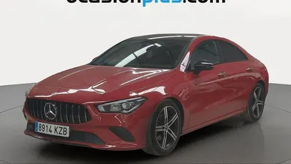 Usado Mercedes CLA200 163 CV (119 kW) 2019 Rojo Berlina