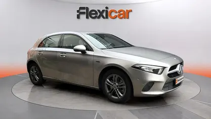 Usado Mercedes A250 218 CV (160 kW) 2020 Gris Berlina