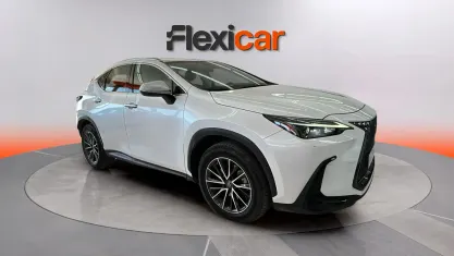 Usado Lexus NX350h Business Edition 243 CV (178 kW) 2022 Blanco SUV