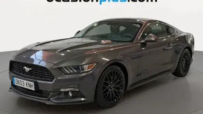 Usado Ford Mustang Fastback 314 CV (230 kW) 2018 Gris Coupe