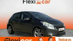 Gris Usado 2015 Peugeot 208 Allure Utilitario | 9490 € (Precio justo)