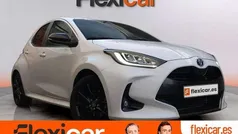 Usado 2022 Toyota Yaris Hybrid Style Utilitario | 18.890 € (Precio justo)